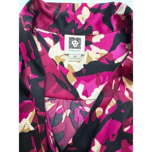 Anne Klein Blouse Women XS Pink Black Excellent Tie Neck Abstract Sleeveless - Picture 3 of 8